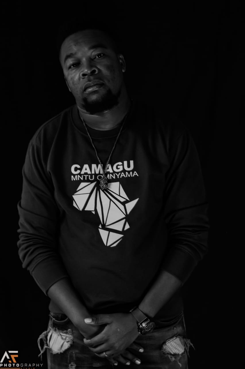 Above: Designer of the college Bicentenary Logo and contributor of  elements featured on bicentennial themed graduation regalia.