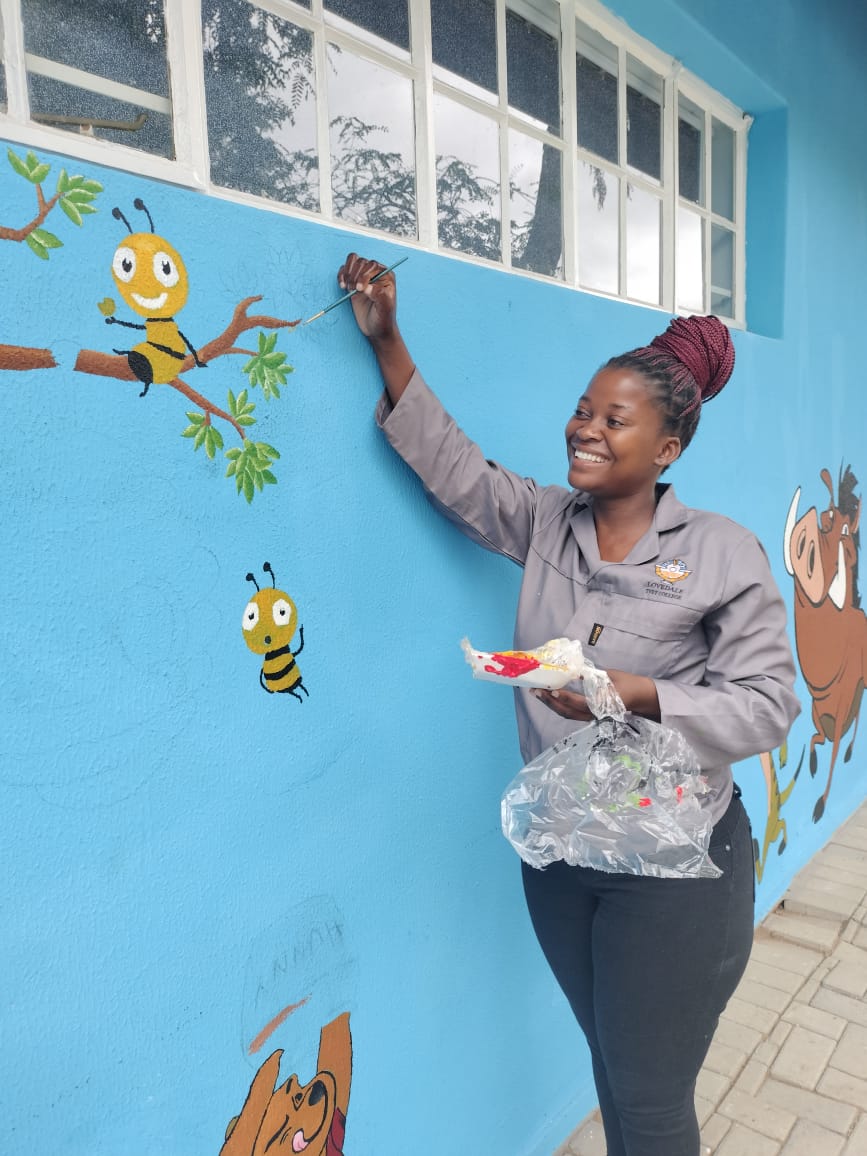 Lovedale Art and Design students paint creative designs at Nelson Mandela Academic Hospital