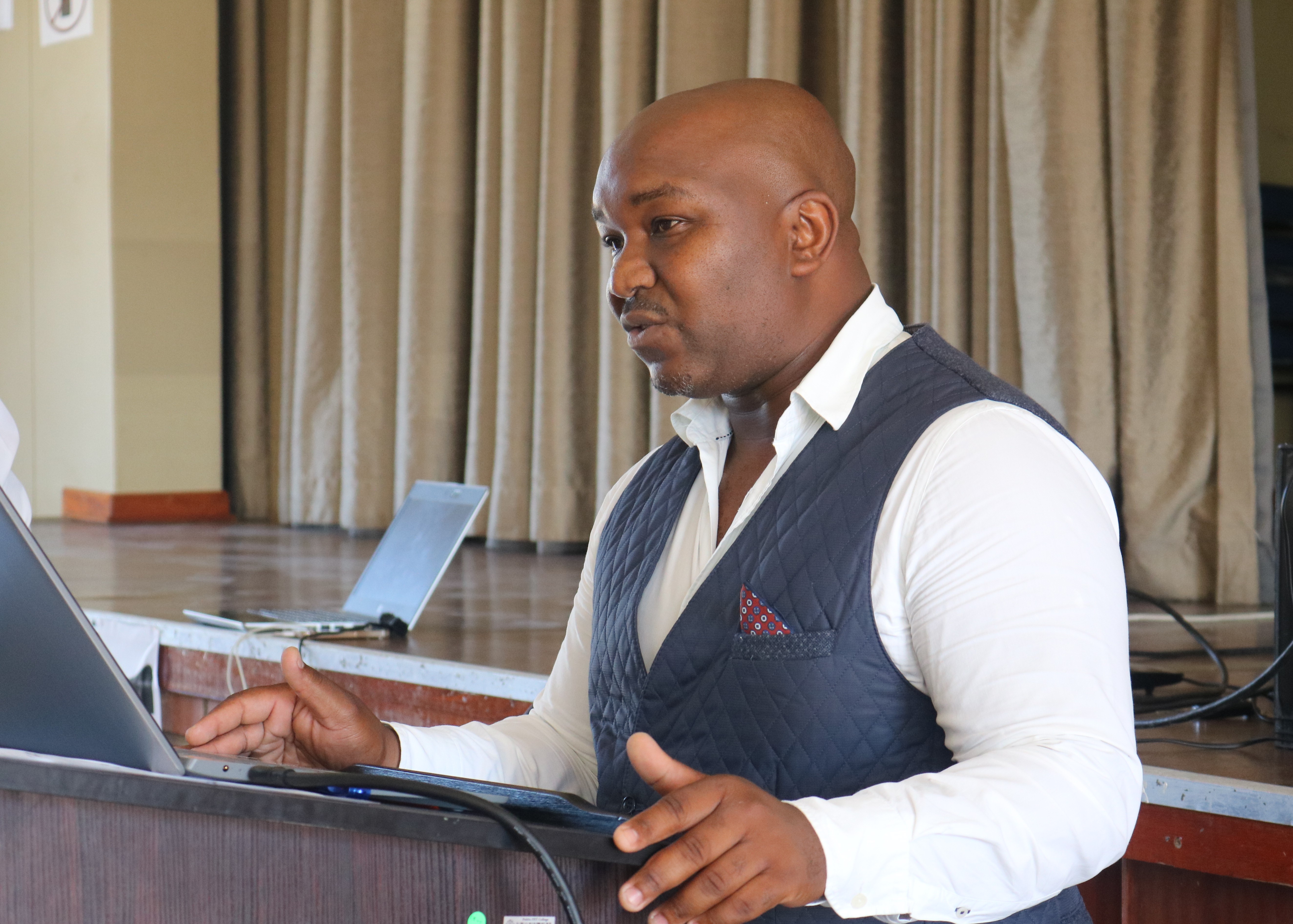 Above: Presentations and discussions by delegates at the CoVE Hub launch.